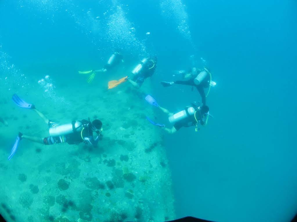 Ombak Dive Resort Pulau Perhentian Kecil Экстерьер фото